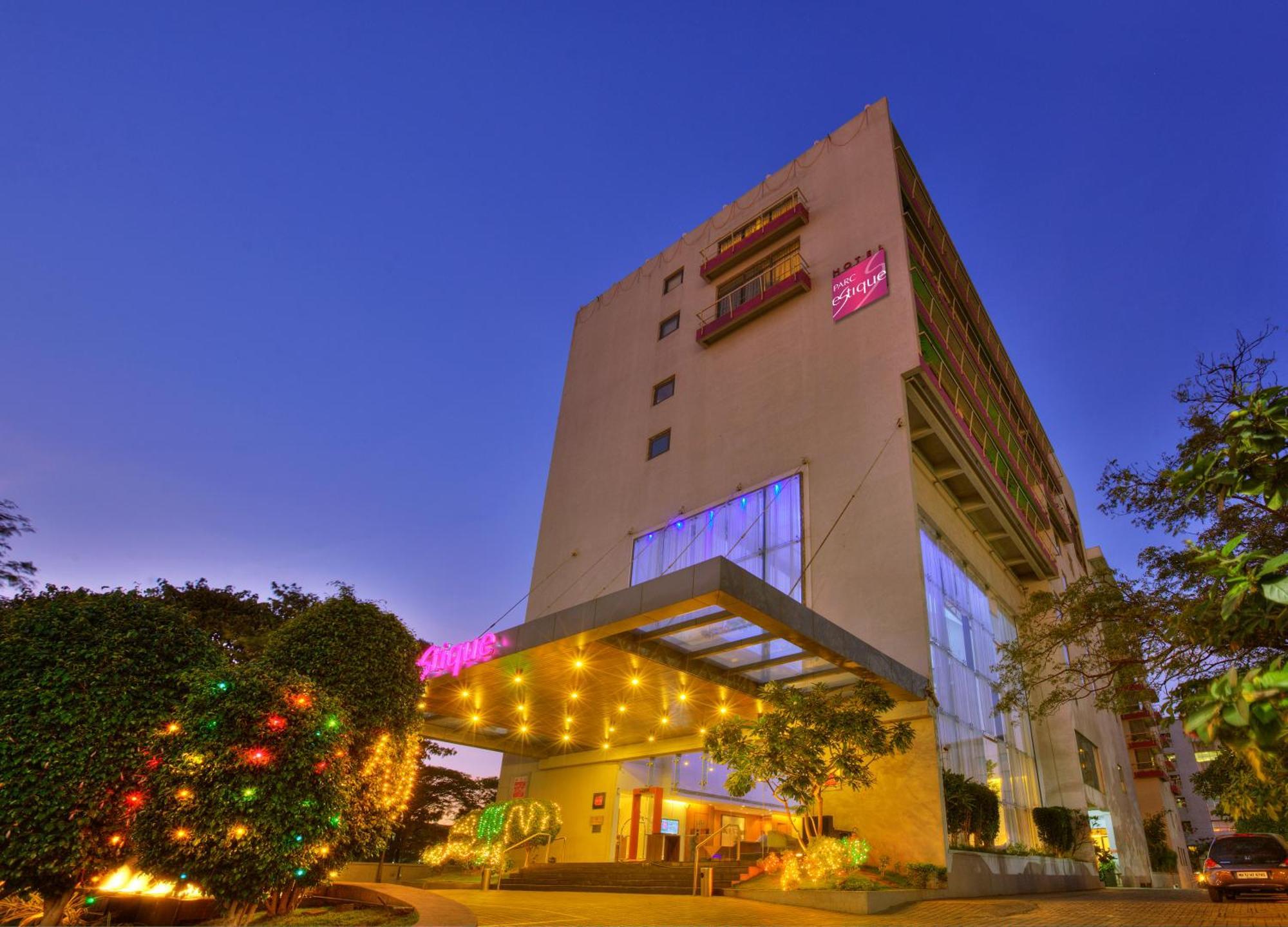 Hotel Parc Estique Pune Extérieur photo